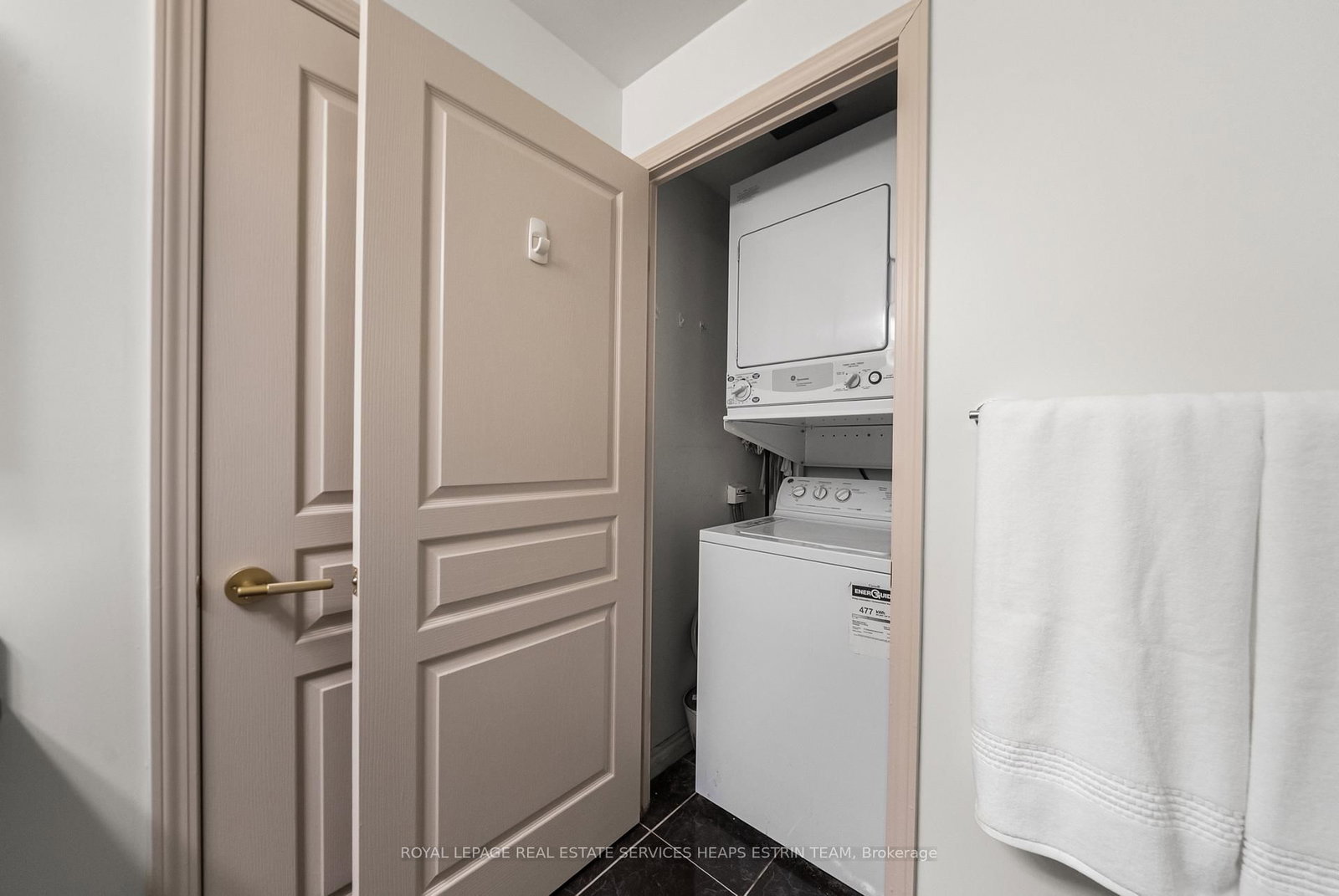 5 Marine Parade Drive, Unit 223 - Photo 25