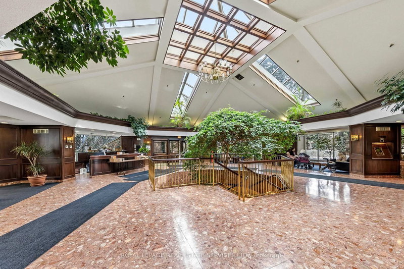 2004 - 1300 Islington Ave, Toronto, M9A 5C4 | Image 2