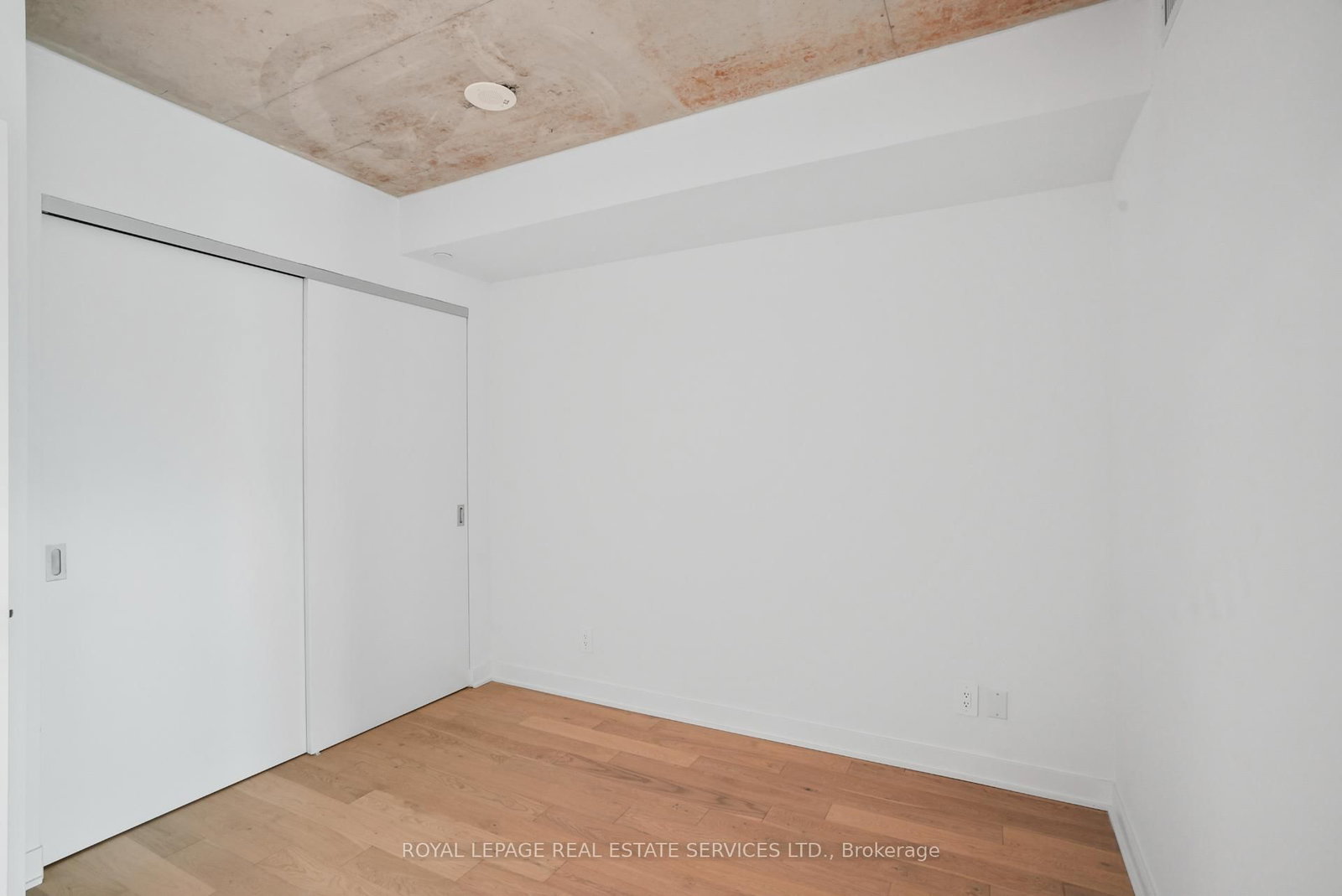 2720 Dundas Street W, Unit 302 - Photo 13