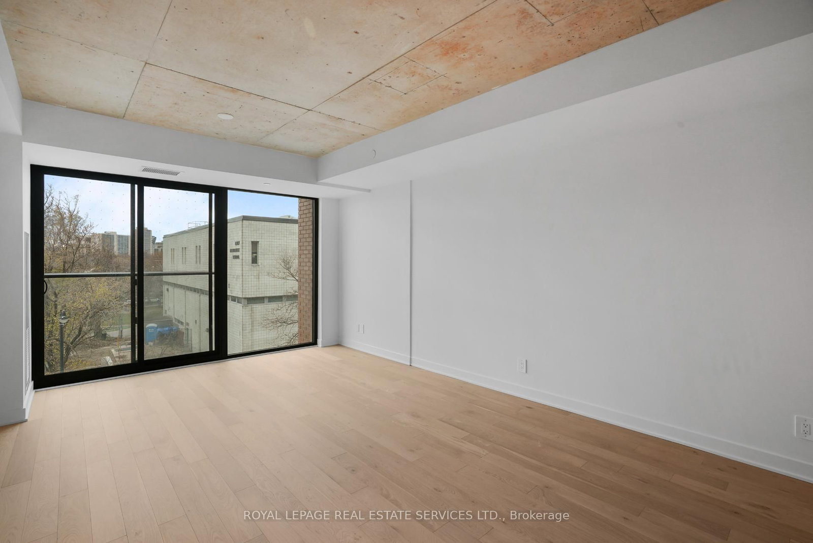 2720 Dundas Street W, Unit 302 - Photo 6