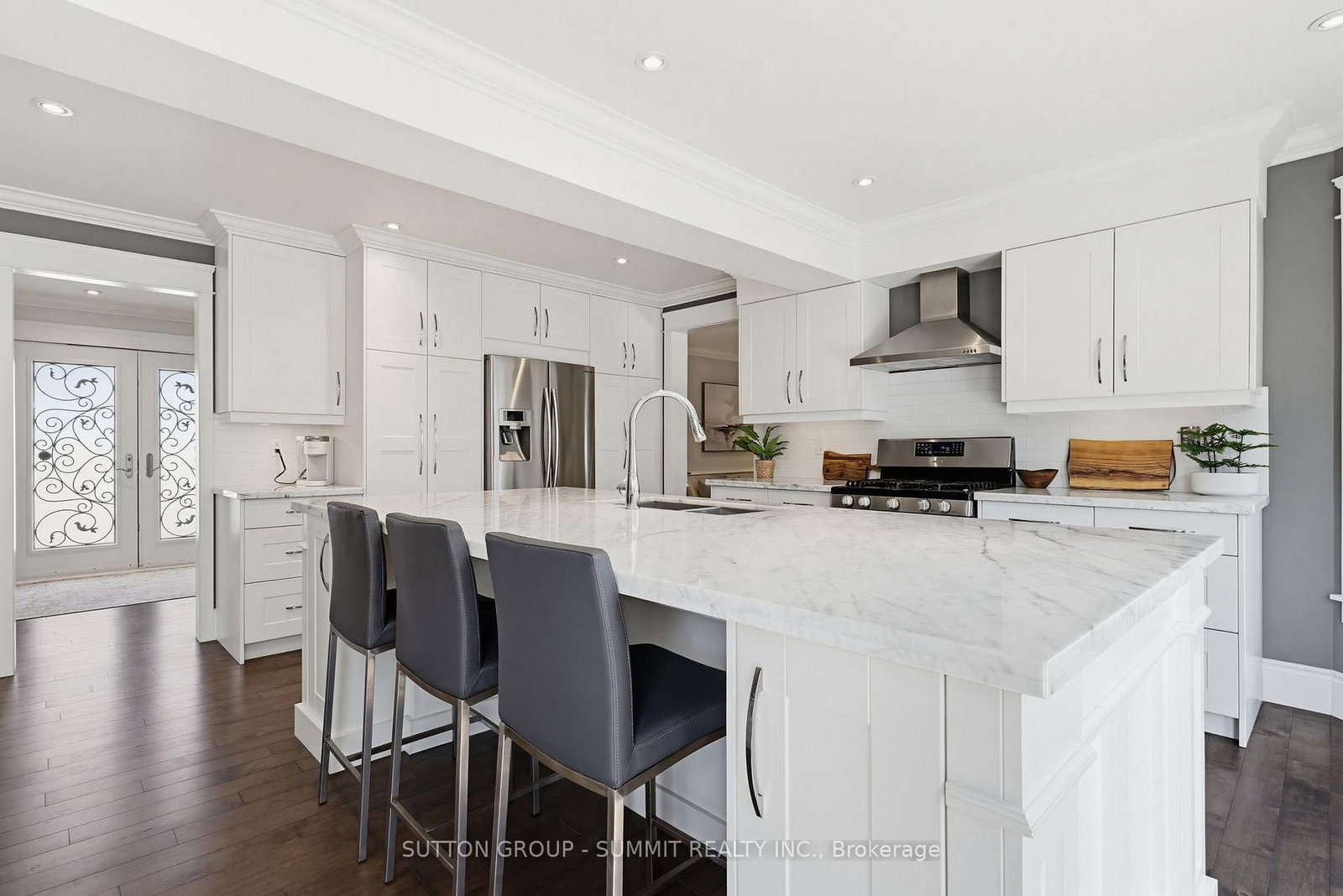 1354 Winterberry Drive - Photo 11