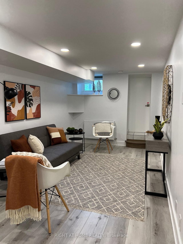 Bsmt - 76 Glendale Avenue