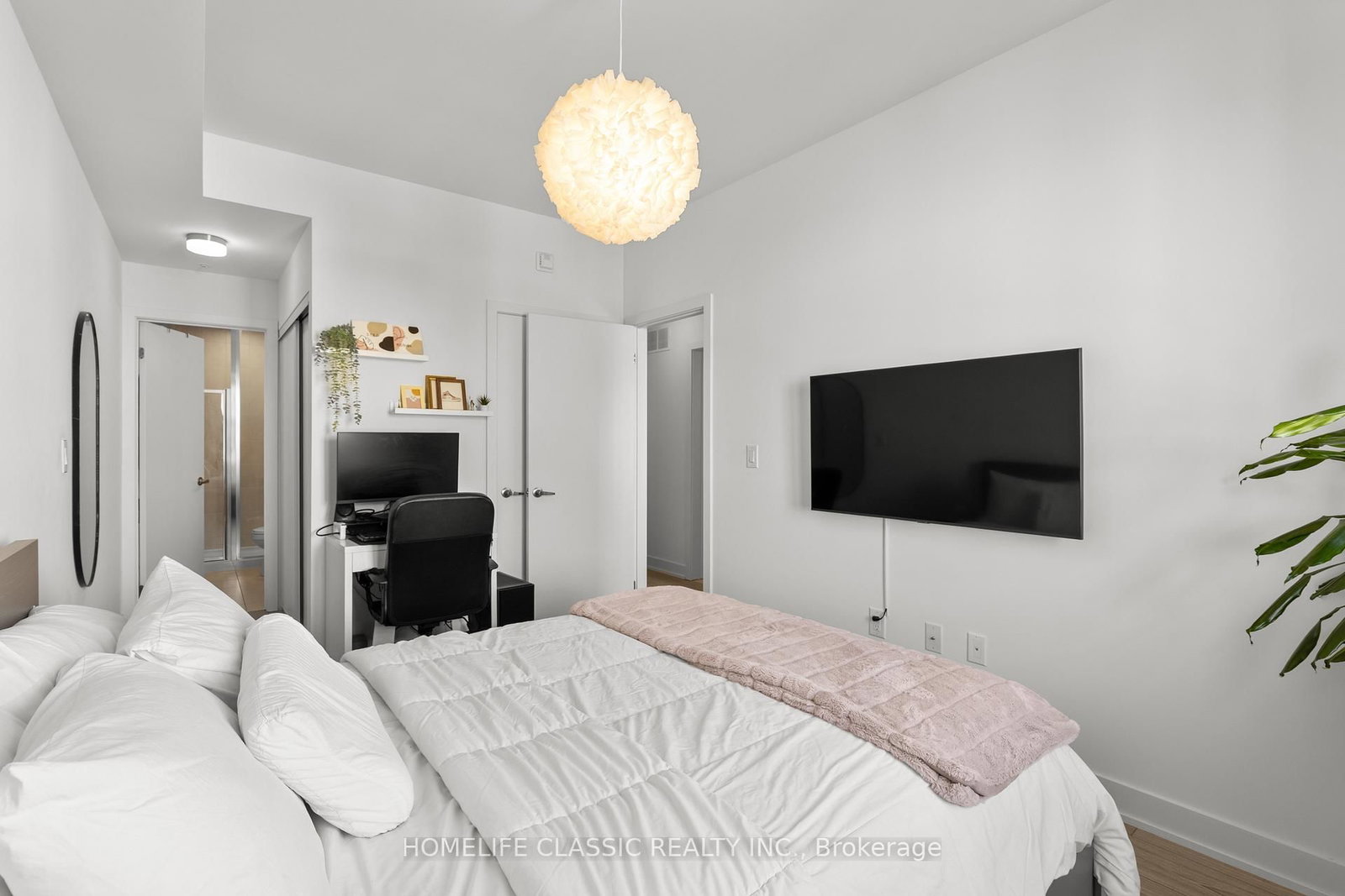 3476 Widdicombe Way, Unit 9 - Photo 13