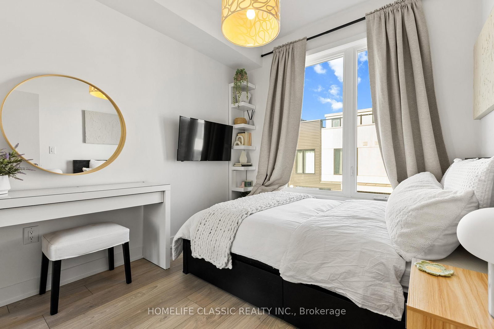 3476 Widdicombe Way, Unit 9 - Photo 15