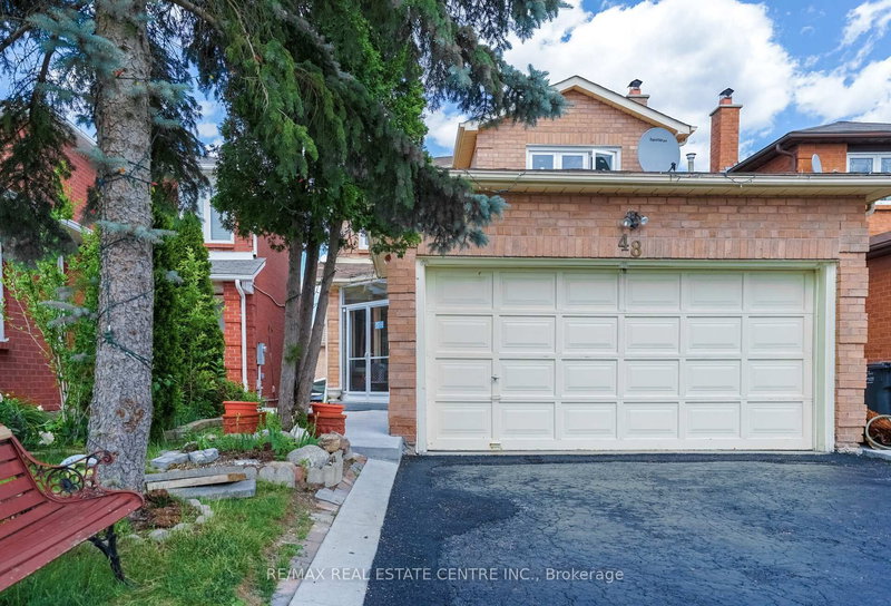 48 Cortez Crt, Brampton, L6X 3Y9 | Image 2