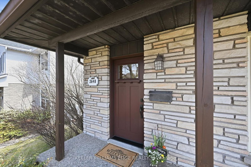 2648 Cavendish Dr, Burlington, L7P 3V7 | Image 2
