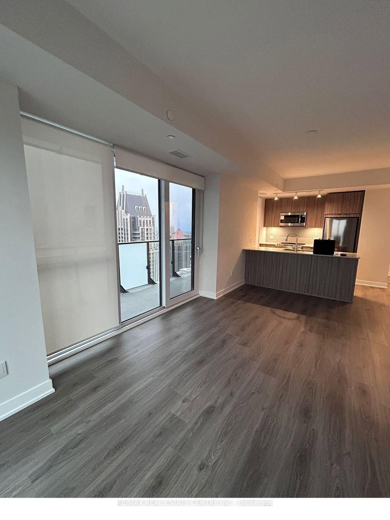 3704 - 4130 Parkside Village Dr, Mississauga, L5B 3M8 | Image 3