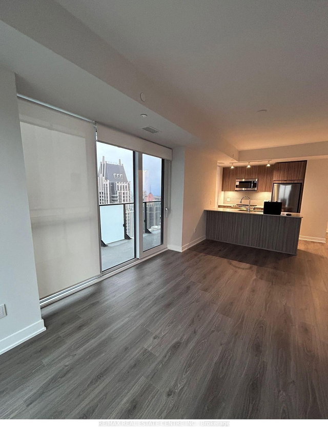 3704 - 4130 Parkside Village Drive