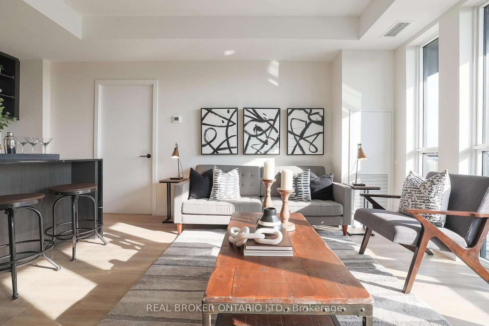 2300 St Clair Avenue W, Unit 915 - Photo 13