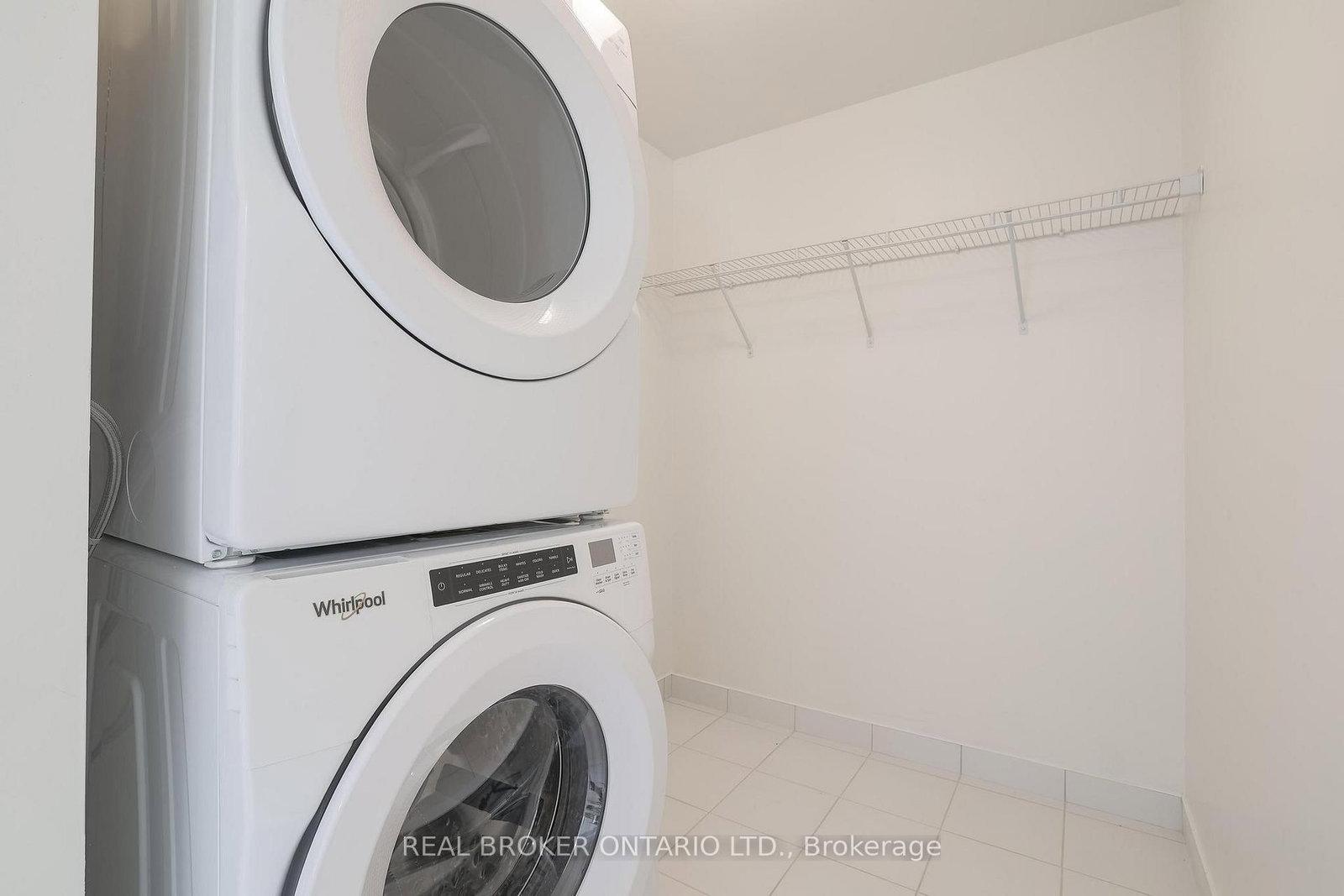 2300 St Clair Avenue W, Unit 915 - Photo 27