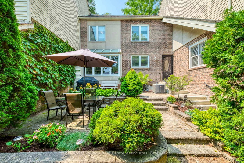 1192 Kos Blvd, Mississauga, Ontario