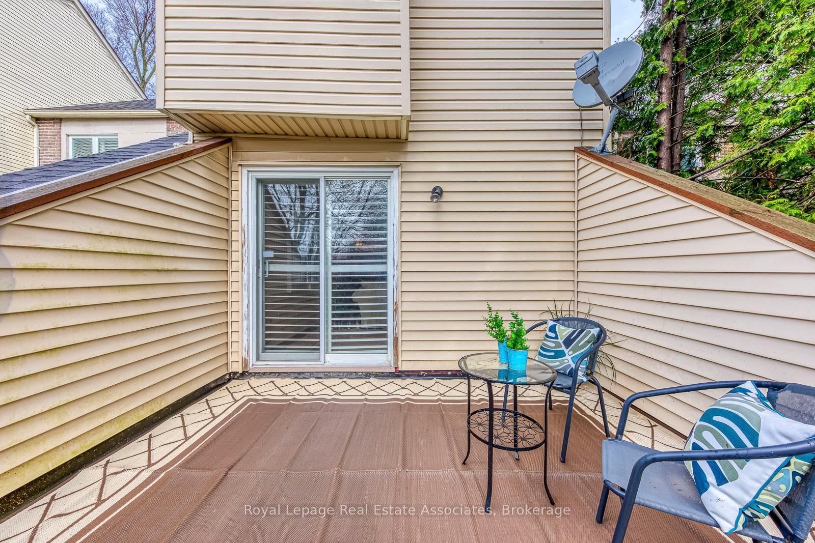 1192 Kos Boulevard - Photo 14