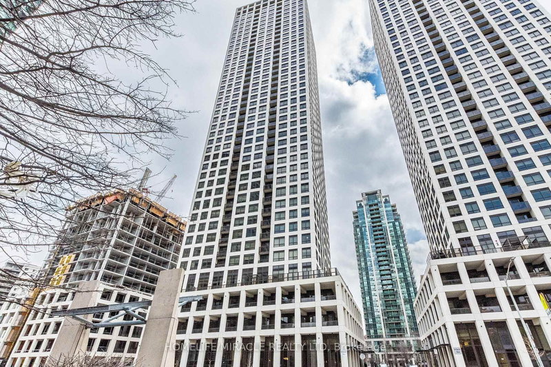 30 Elm St #3802, Mississauga, Ontario