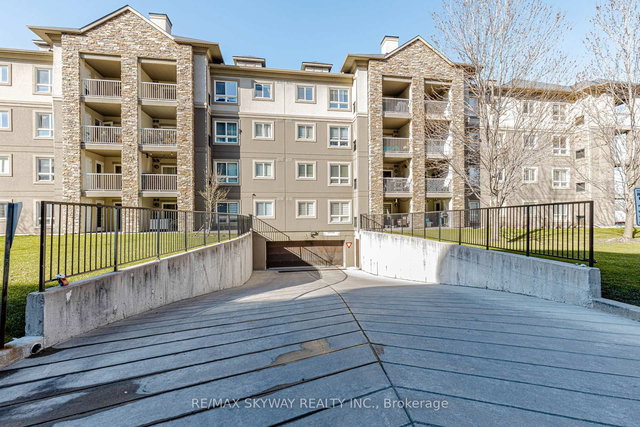 1403 - 8 Dayspring Circle