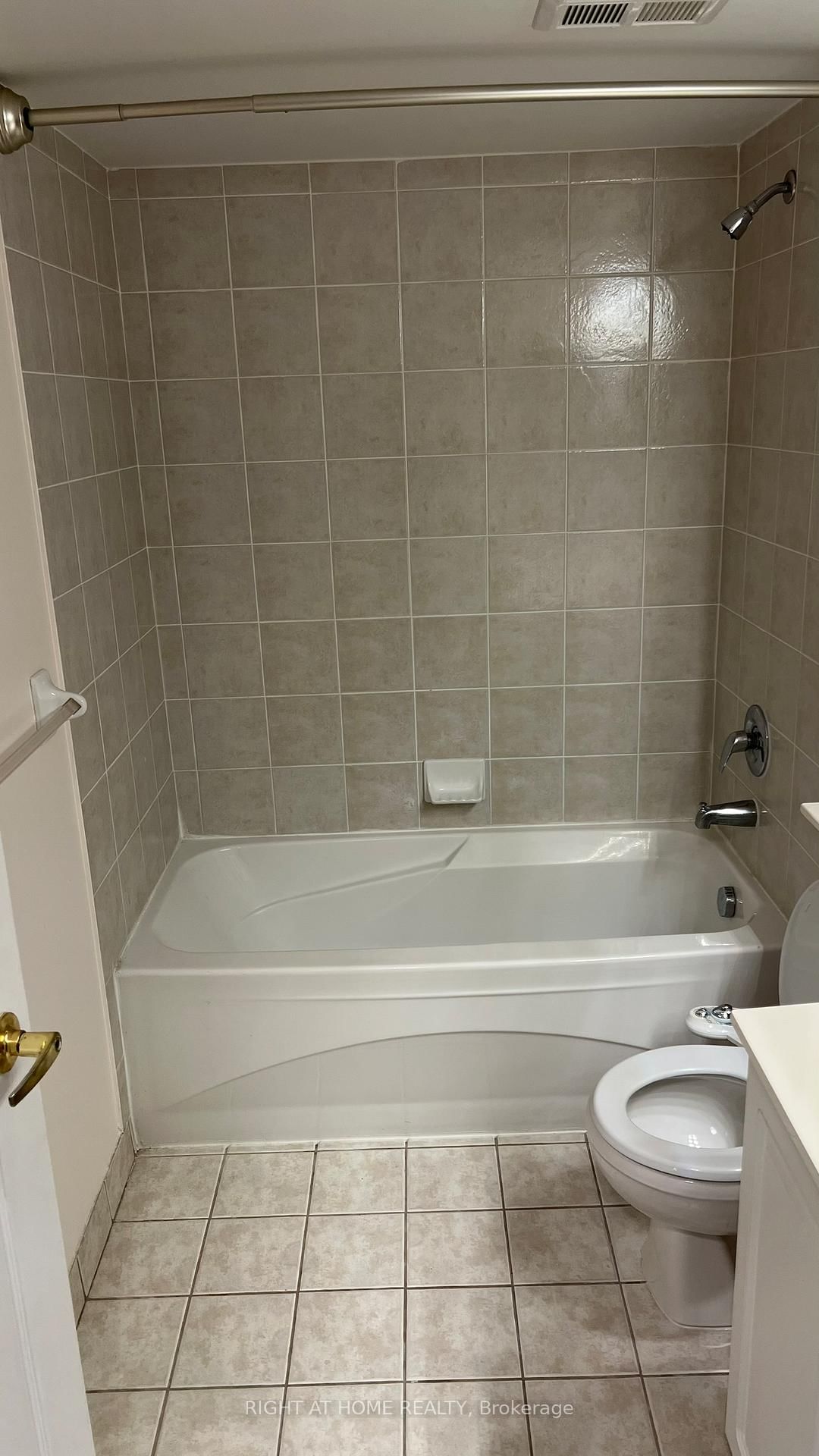 25 Kingsbridge Garden Circle, Unit 919 - Photo 13