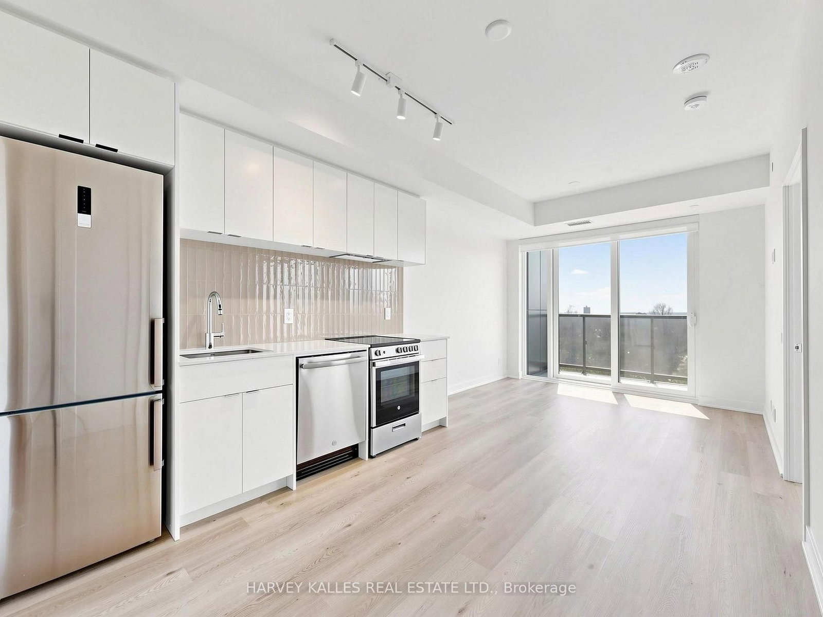 1660 Bloor Street W, Unit 1105 - Photo 11