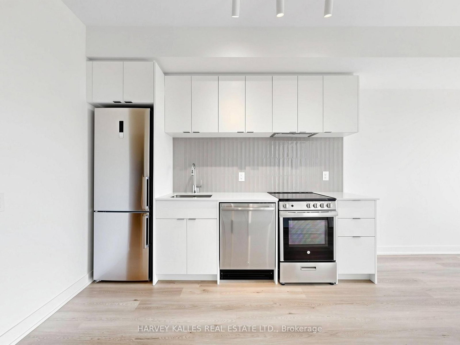 1660 Bloor Street W, Unit 1105 - Photo 12