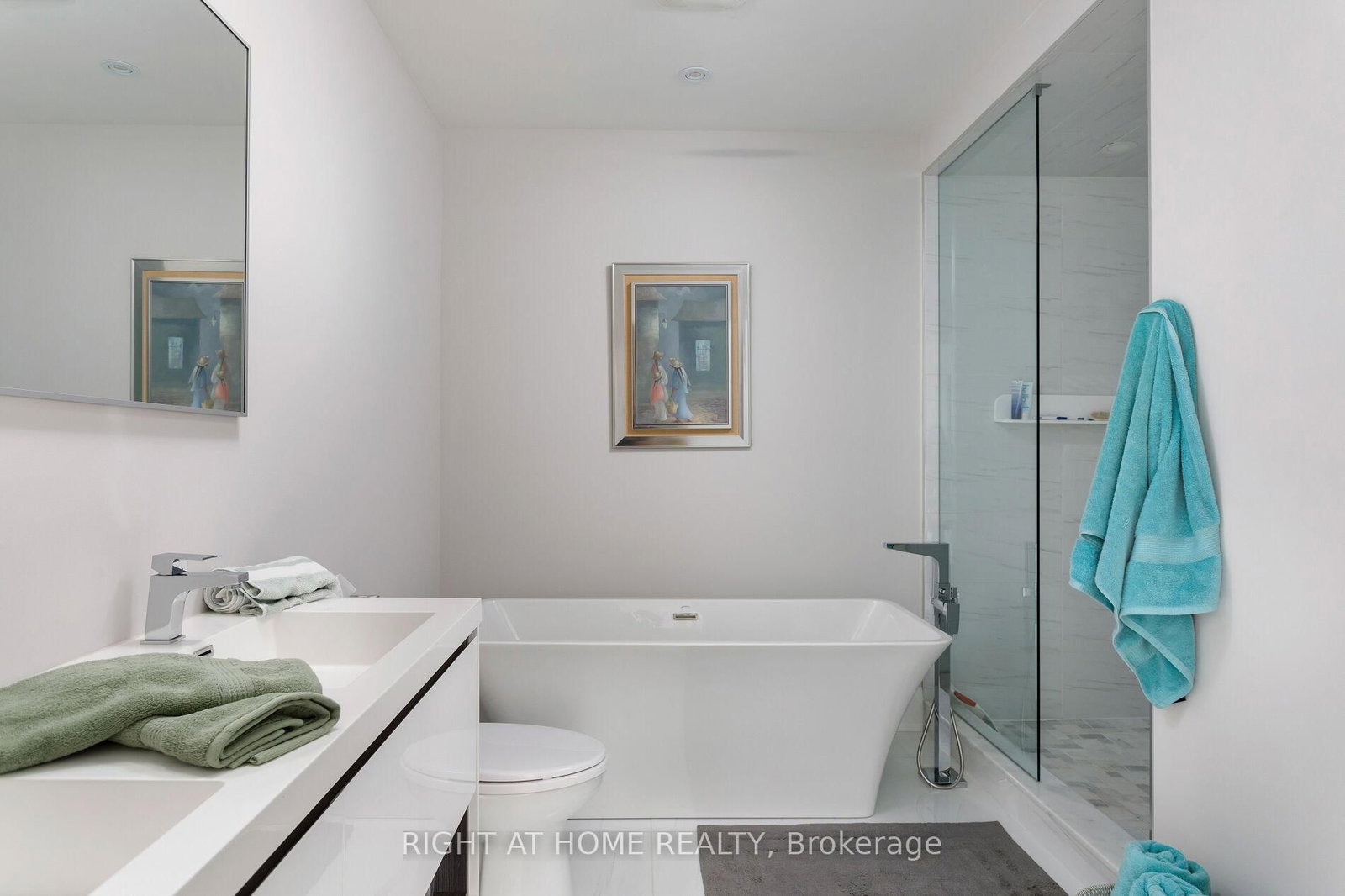 Detached House for sale at 175 Hay Avenue, Toronto, Ontario, M8Z 1G3 - Mimico - MLS: W13002792