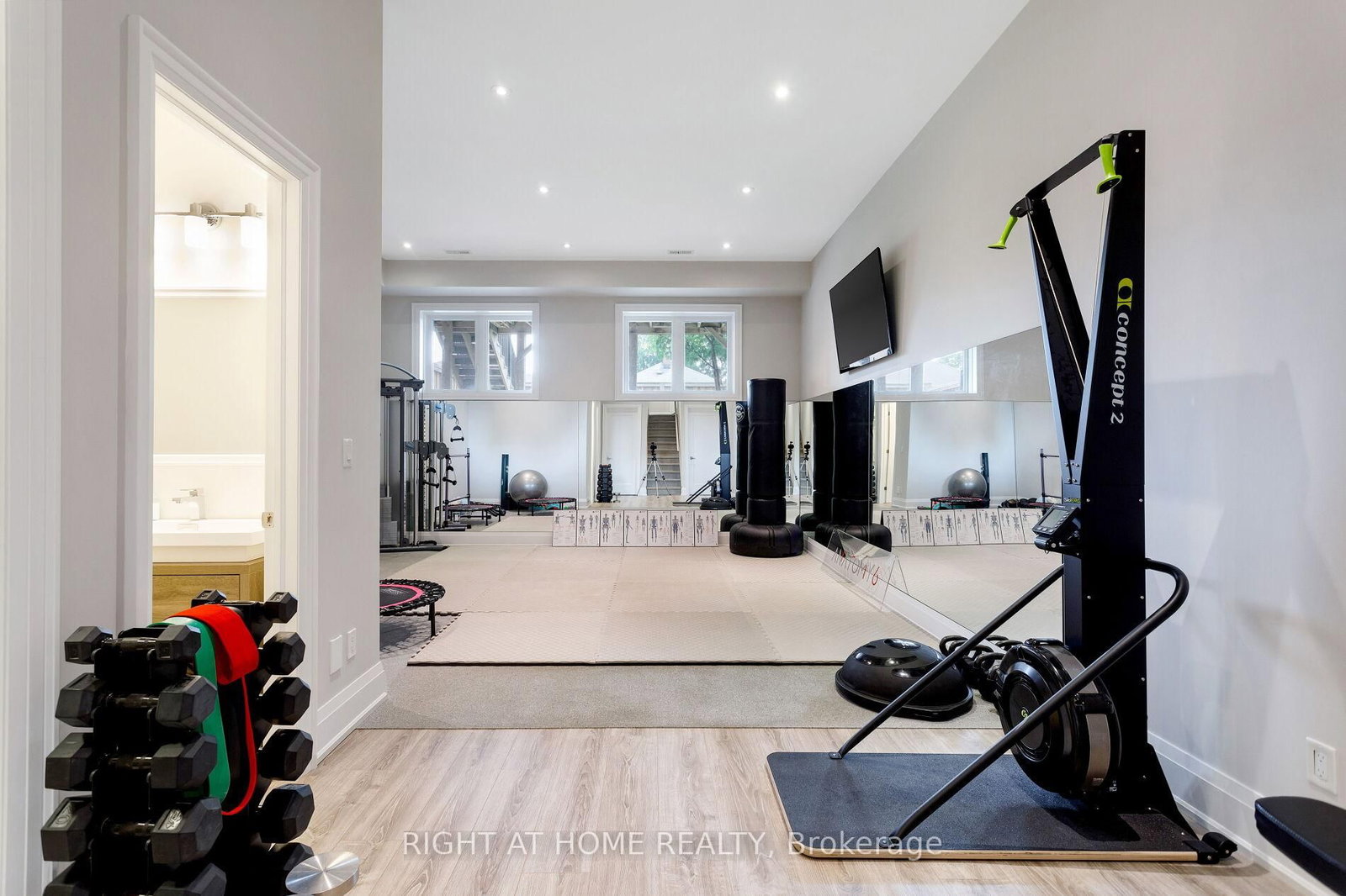 Detached House for sale at 175 Hay Avenue, Toronto, Ontario, M8Z 1G3 - Mimico - MLS: W13002792