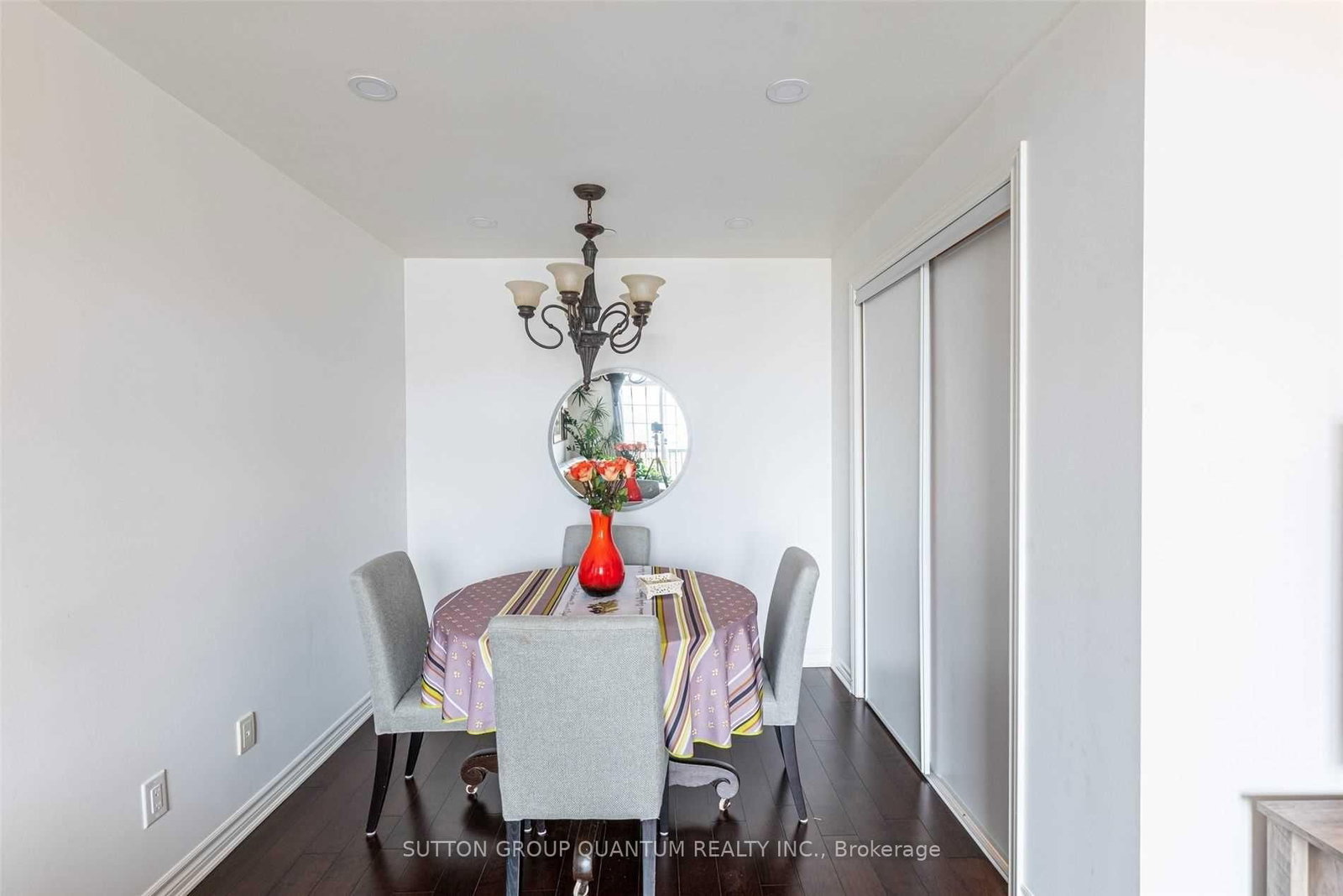 2300 Upper Middle Road W, Unit 301 - Photo 10