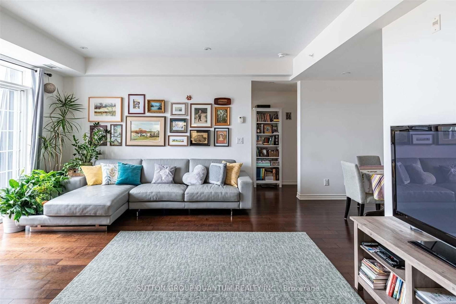 2300 Upper Middle Road W, Unit 301 - Photo 3