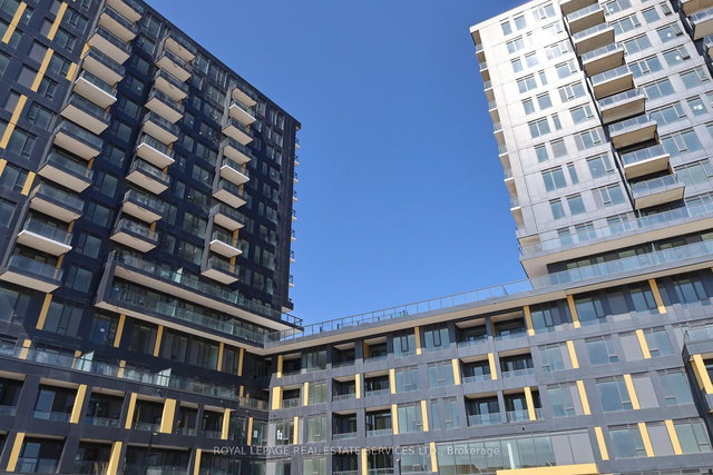 327 - 4878 Powers Common