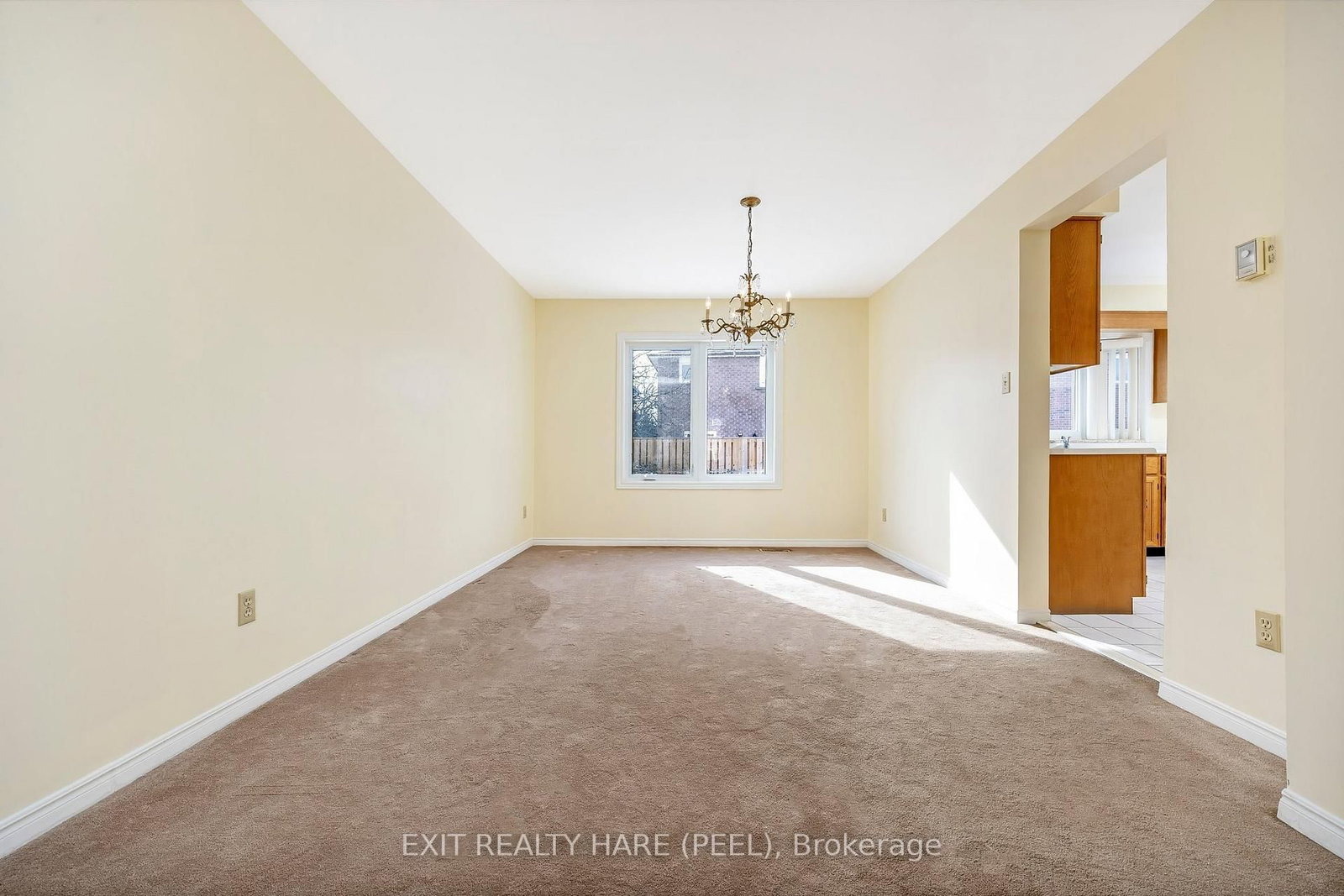 Detached House for sale at 47 Stillwater Crescent, Brampton, Ontario, L6X 3L2 - Brampton West - MLS: W13003184