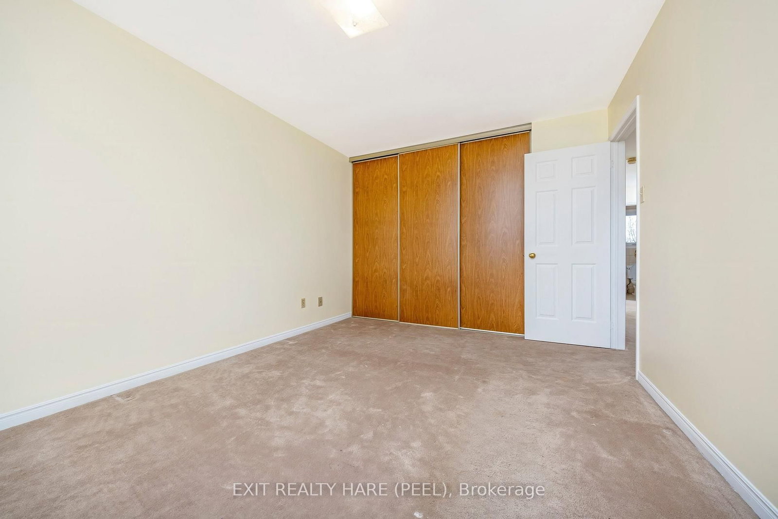 Detached House for sale at 47 Stillwater Crescent, Brampton, Ontario, L6X 3L2 - Brampton West - MLS: W13003184