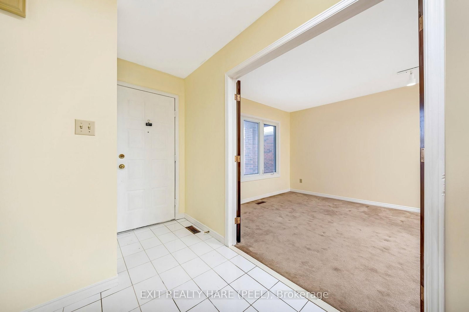 Detached House for sale at 47 Stillwater Crescent, Brampton, Ontario, L6X 3L2 - Brampton West - MLS: W13003184