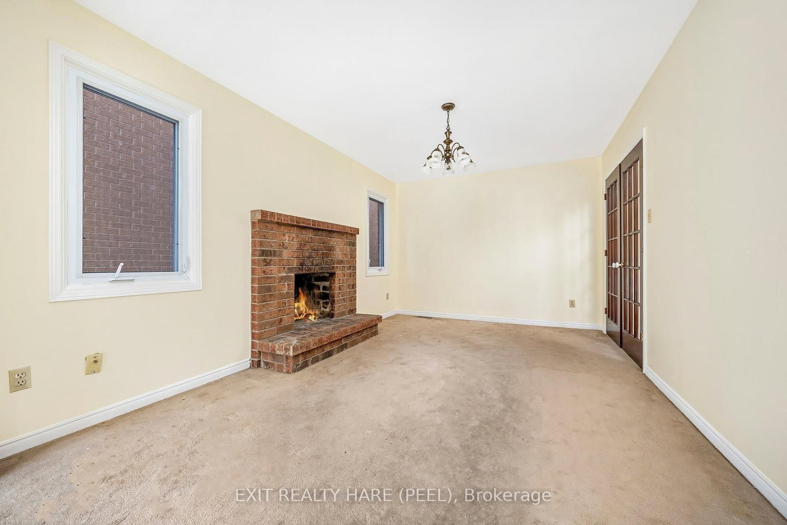 Detached House for sale at 47 Stillwater Crescent, Brampton, Ontario, L6X 3L2 - Brampton West - MLS: W13003184