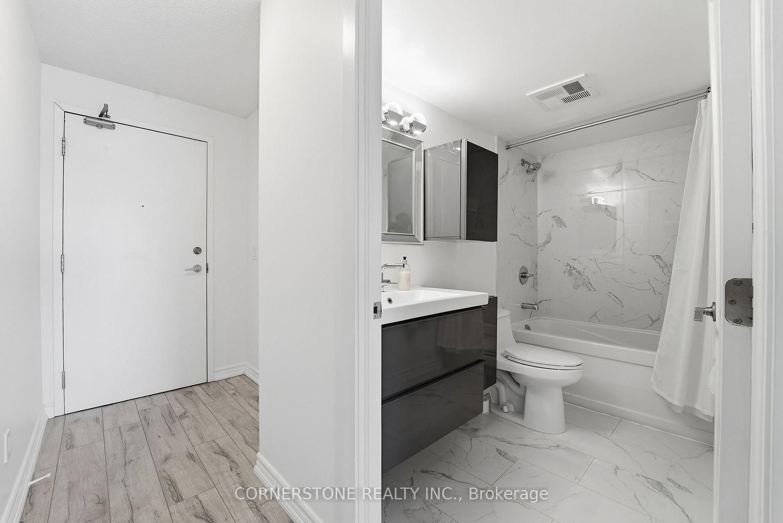 Condo for sale at 209-4 Elsinore Path, Toronto, Ontario, M8V 4G7 - New Toronto - MLS: W13003230