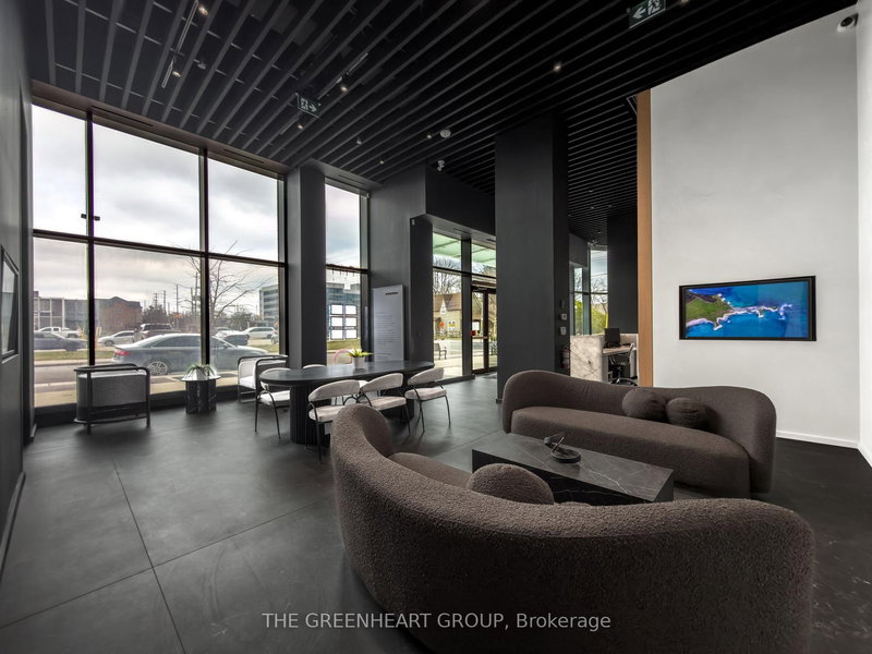 80 Park St E, Mississauga, L5G 2Z6 | Image 3