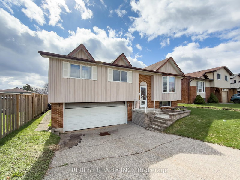 98 Cobblehill Rd, Halton Hills, L7J 1P3 | Image 2