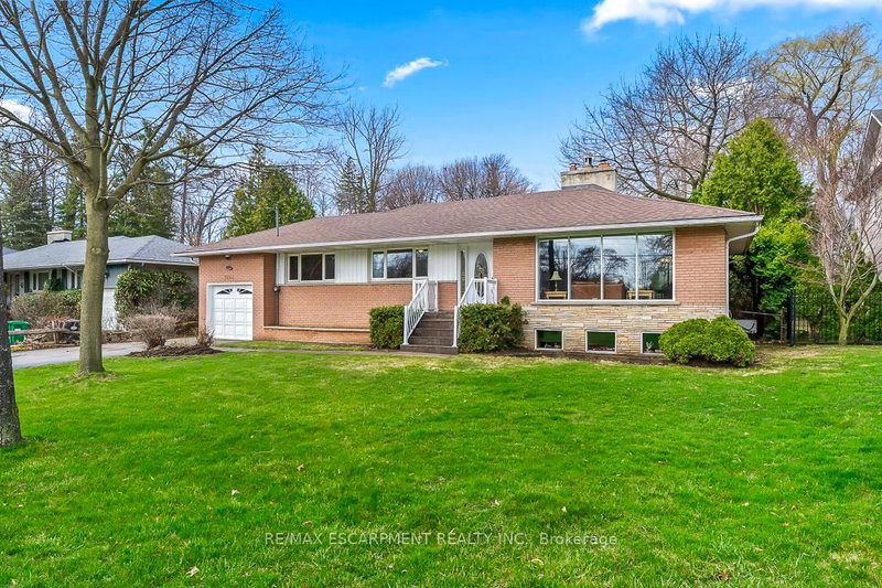 1546 Lorne Wood Rd, Mississauga, Ontario