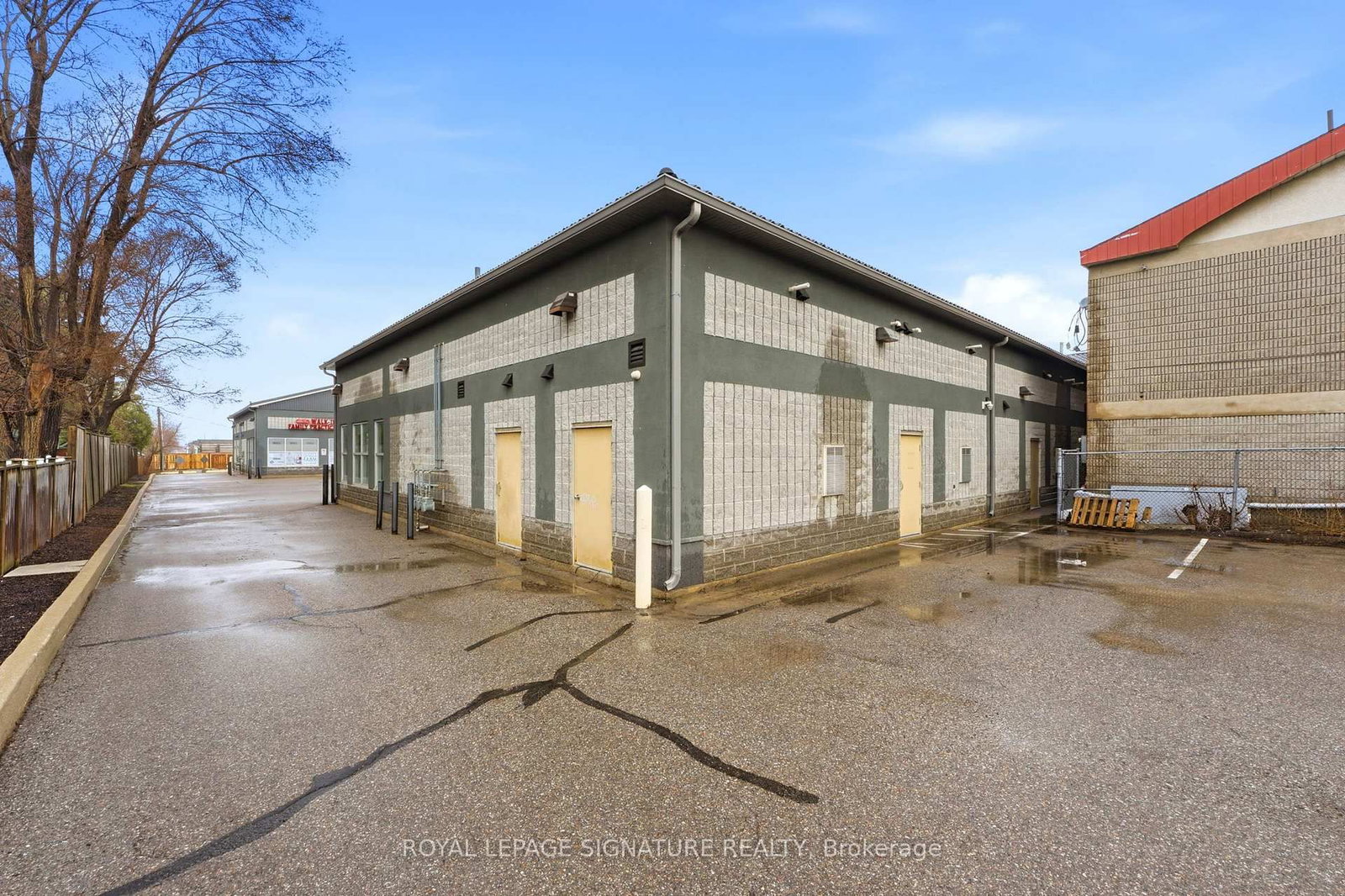 158 Guelph Street - Photo 4