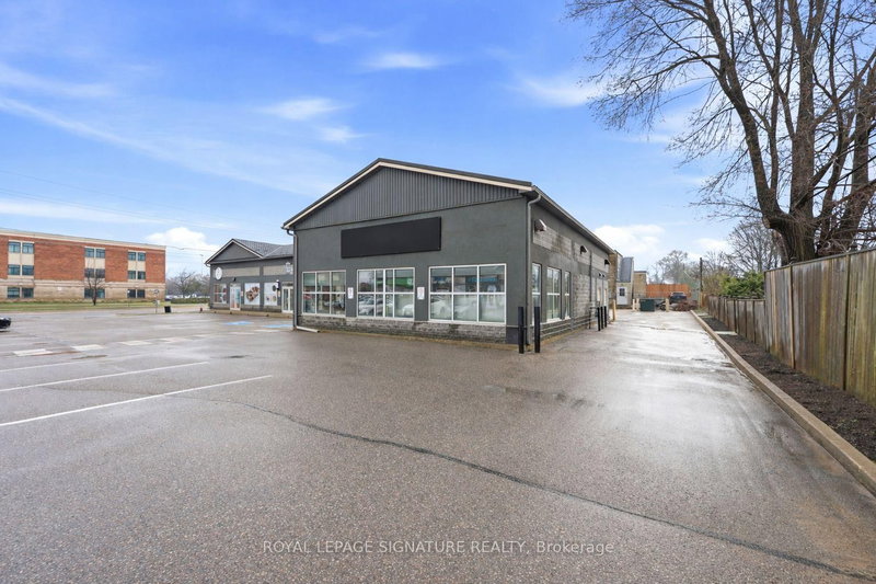 158 Guelph St, Halton Hills, L7G 4A6 | Image 2