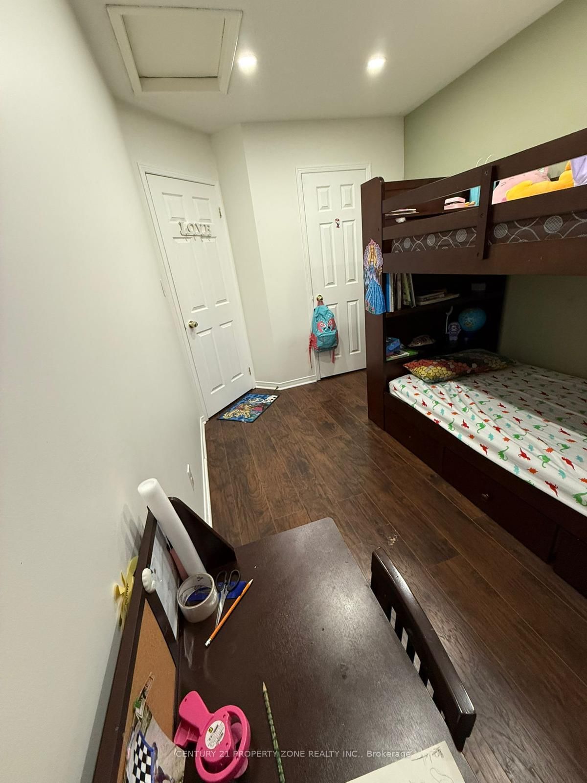 321 Aspendale Crescent - Photo 15