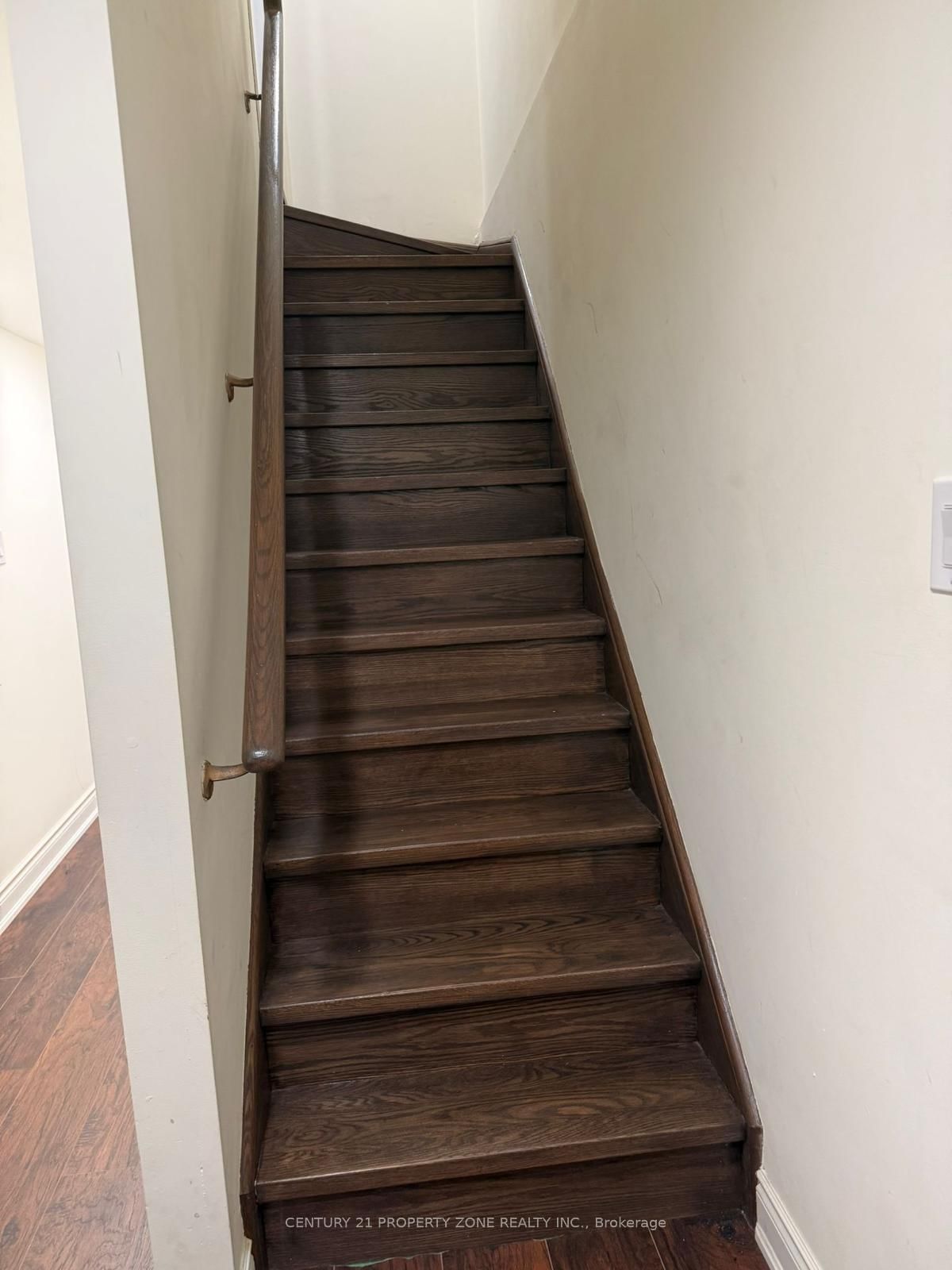 321 Aspendale Crescent - Photo 23