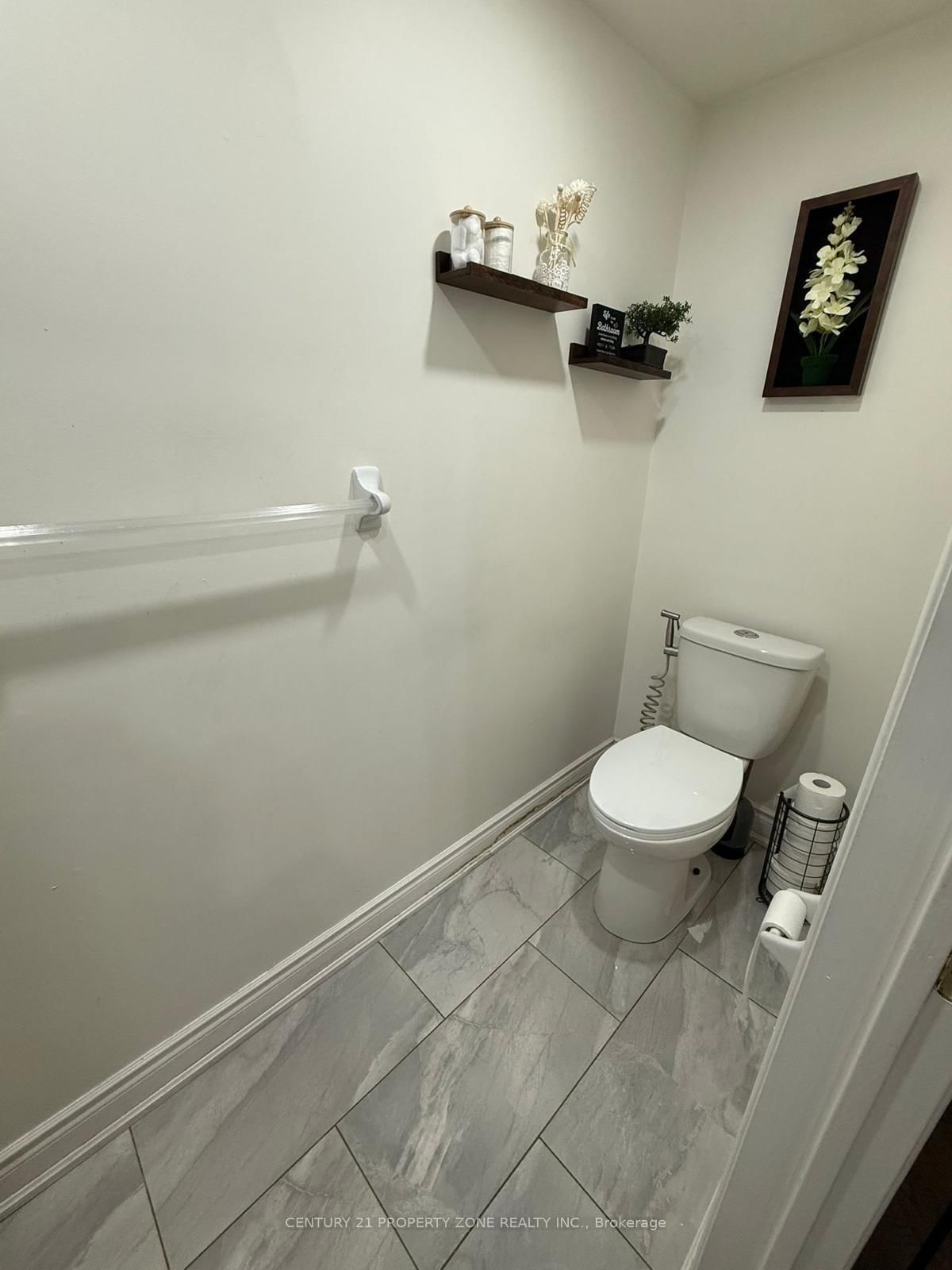 321 Aspendale Crescent - Photo 4