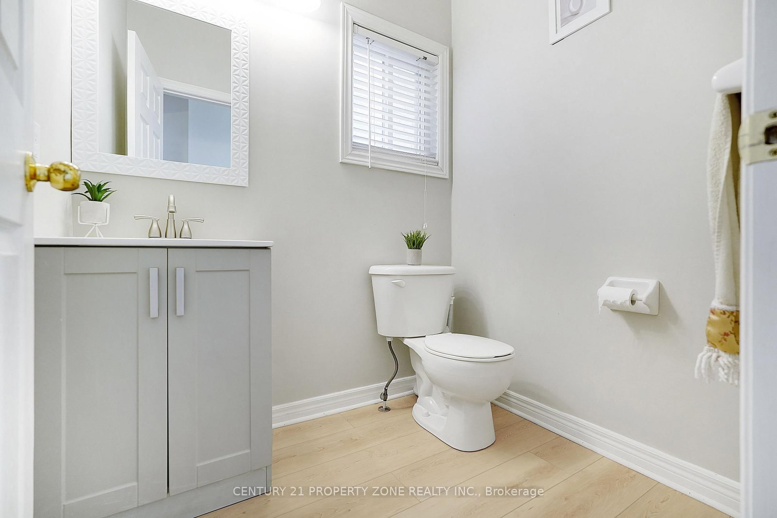 Detached House for sale at 43 Alice Springs Crescent, Brampton, Ontario, L6X 0R7 - Credit Valley - MLS: W13003462