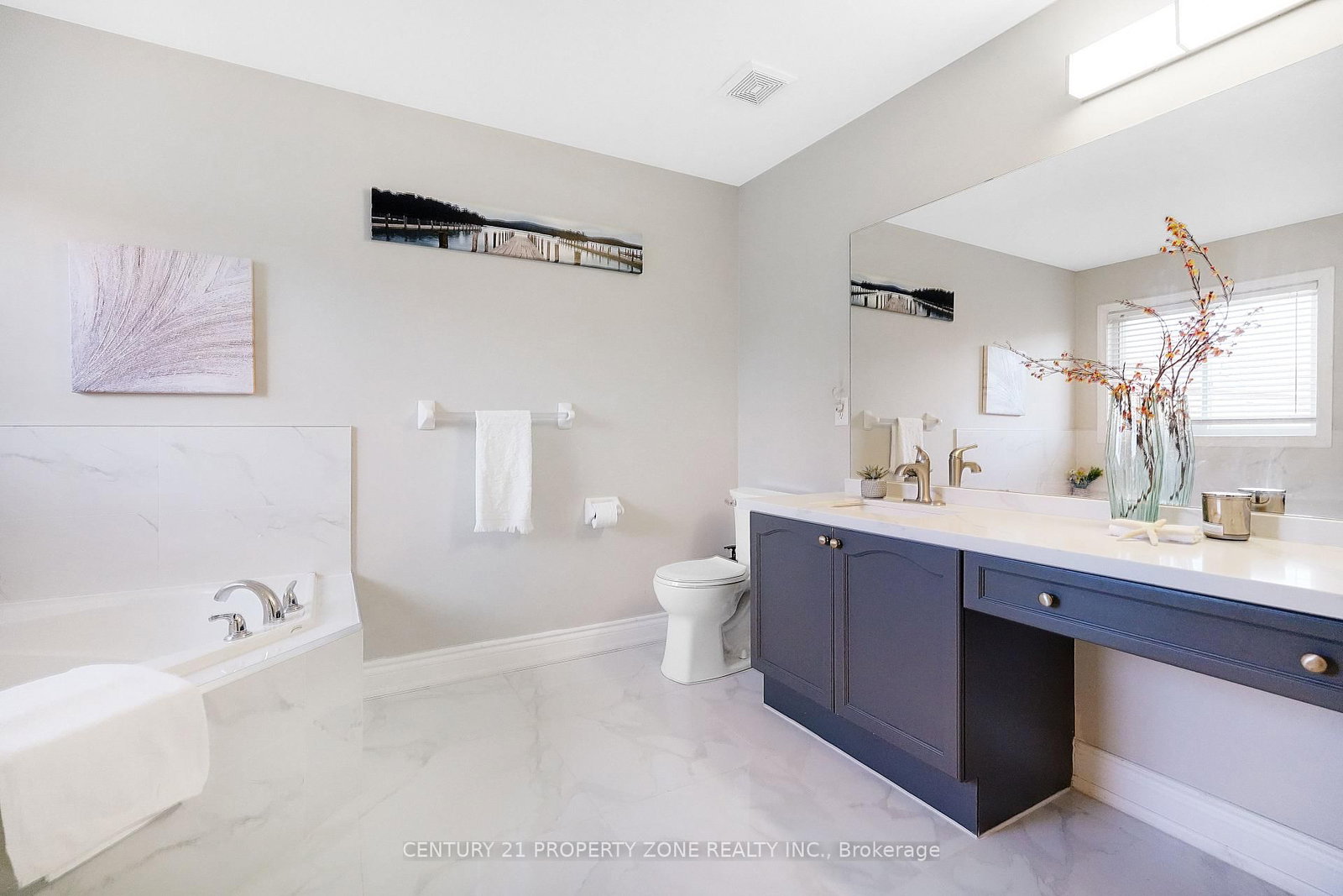 Detached House for sale at 43 Alice Springs Crescent, Brampton, Ontario, L6X 0R7 - Credit Valley - MLS: W13003462