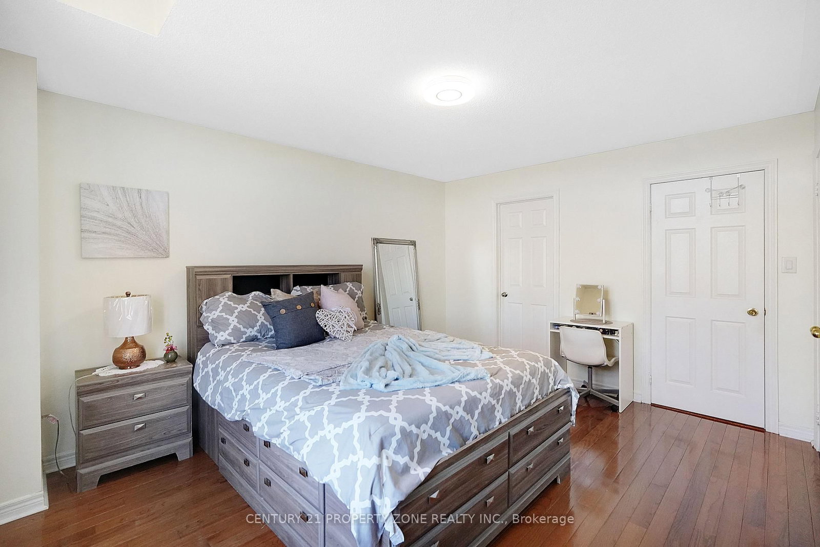 Detached House for sale at 43 Alice Springs Crescent, Brampton, Ontario, L6X 0R7 - Credit Valley - MLS: W13003462