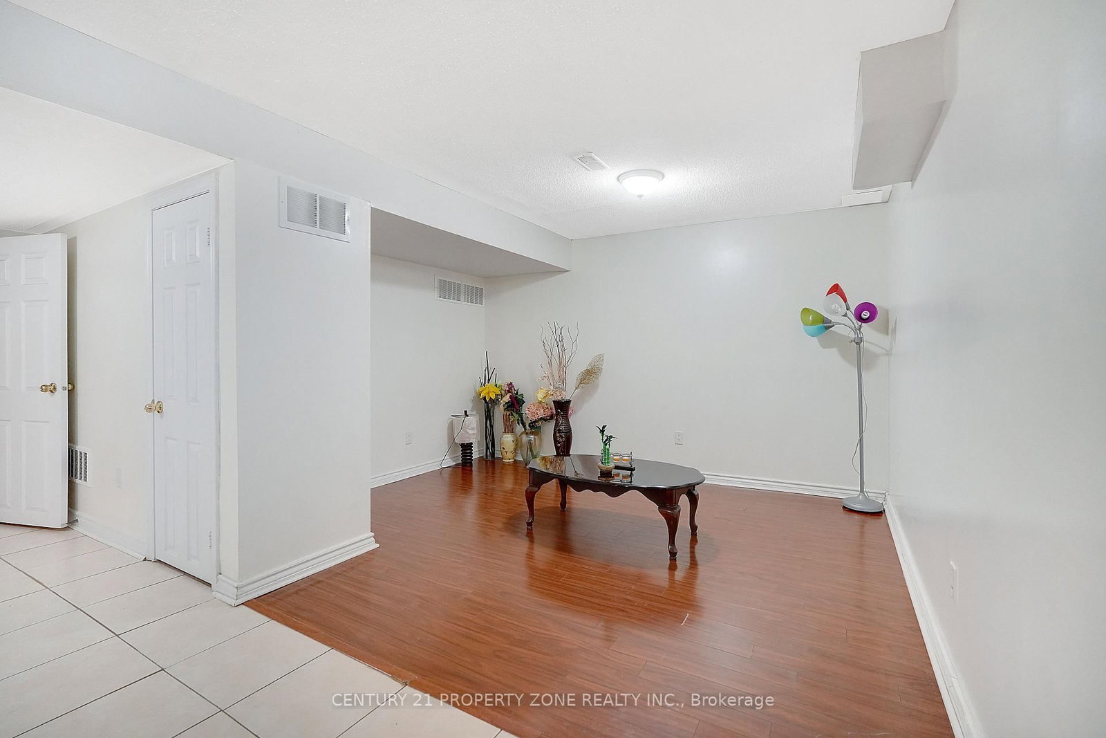 Detached House for sale at 43 Alice Springs Crescent, Brampton, Ontario, L6X 0R7 - Credit Valley - MLS: W13003462