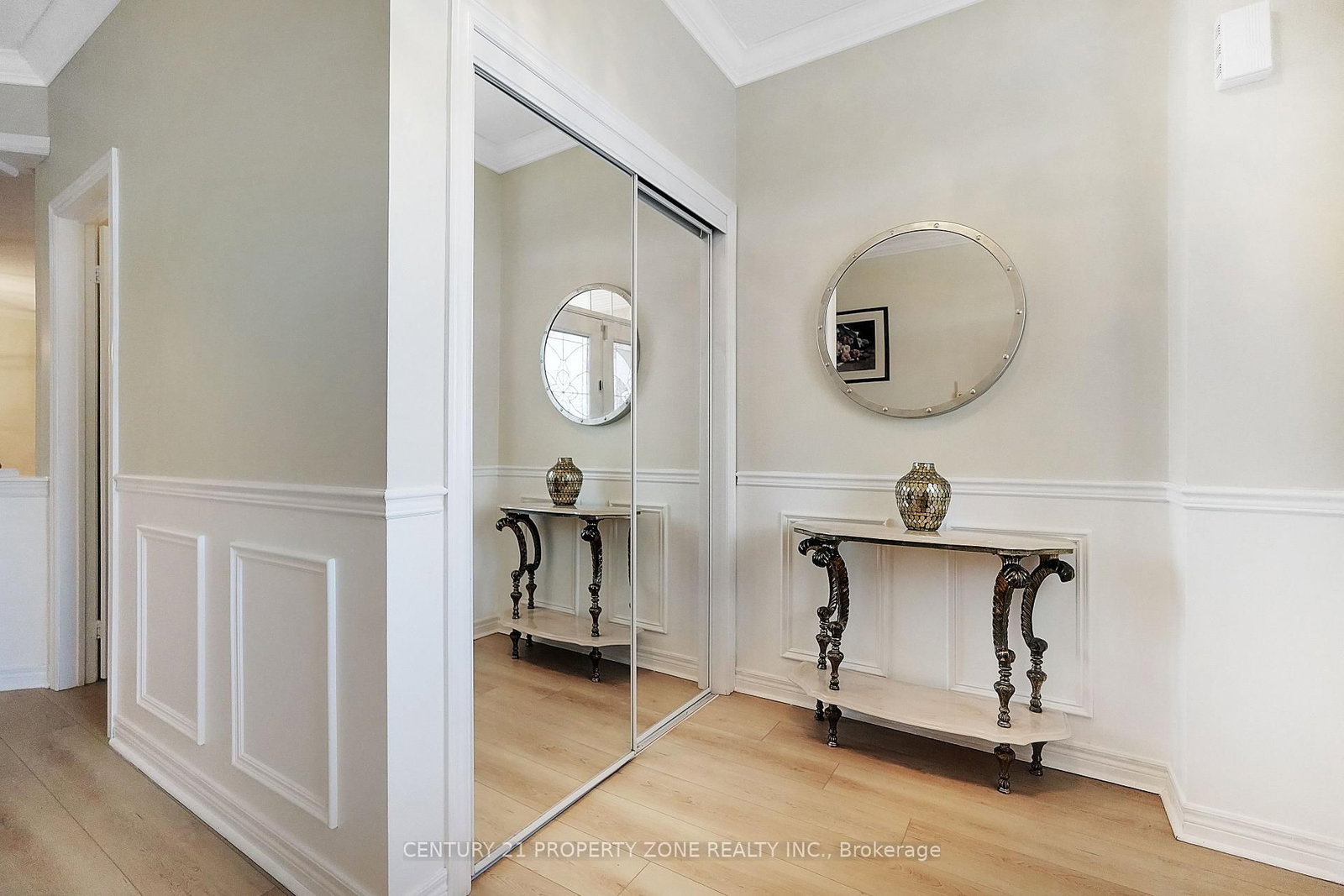 Detached House for sale at 43 Alice Springs Crescent, Brampton, Ontario, L6X 0R7 - Credit Valley - MLS: W13003462