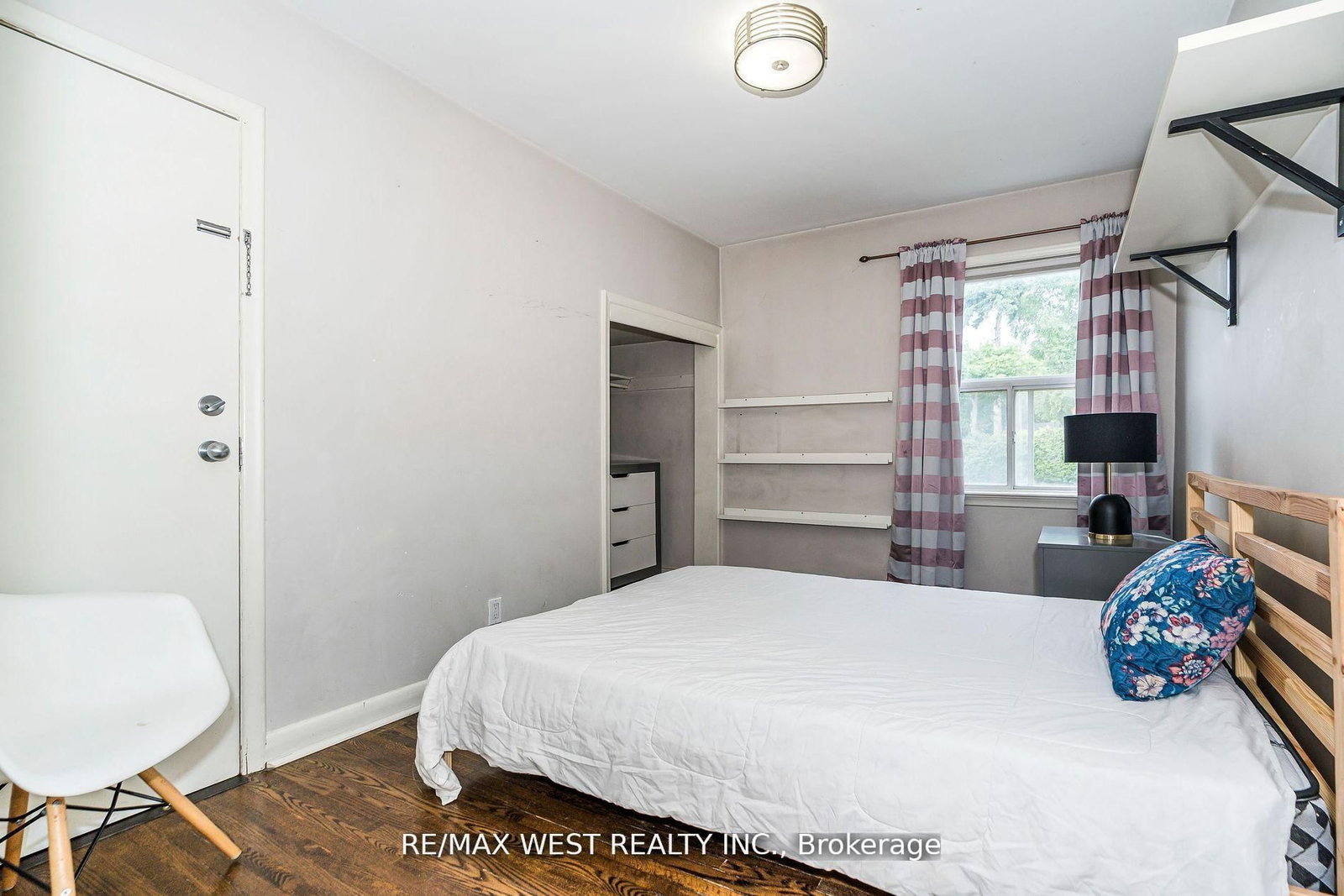 34 Penhurst Avenue, Unit Main Floor - Photo 15