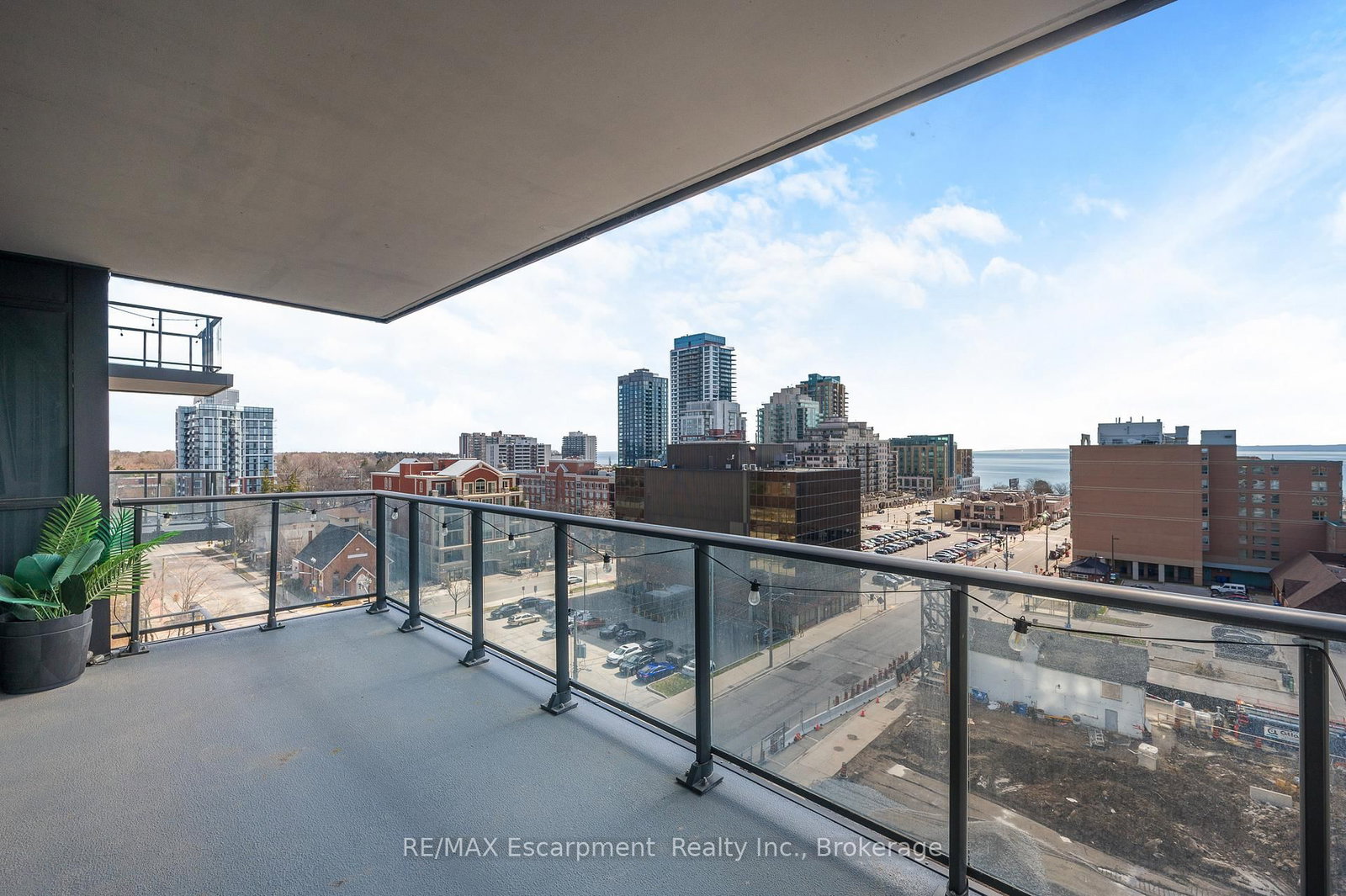 2007 James Street, Unit 704 - Photo 10