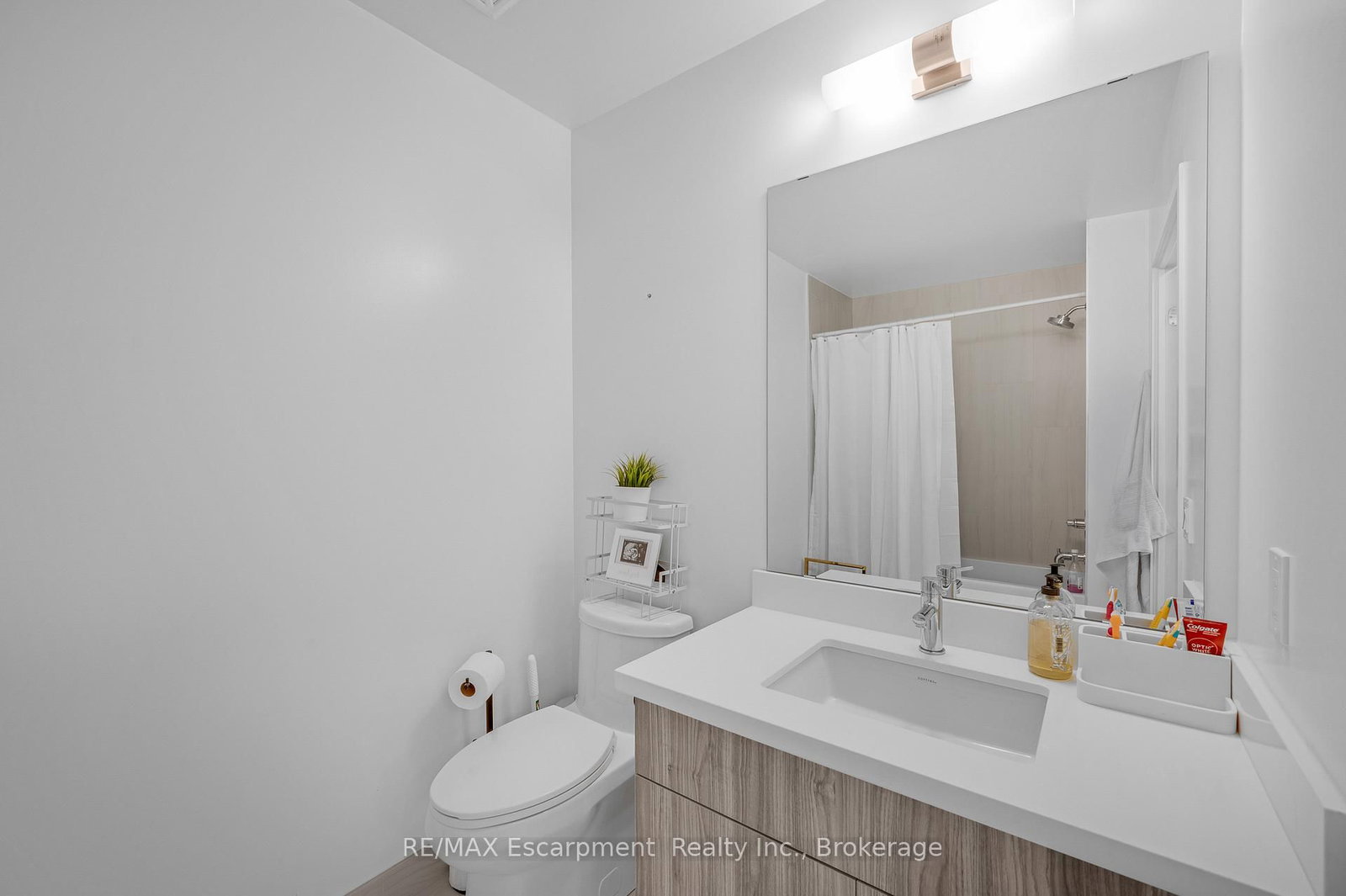 2007 James Street, Unit 704 - Photo 18