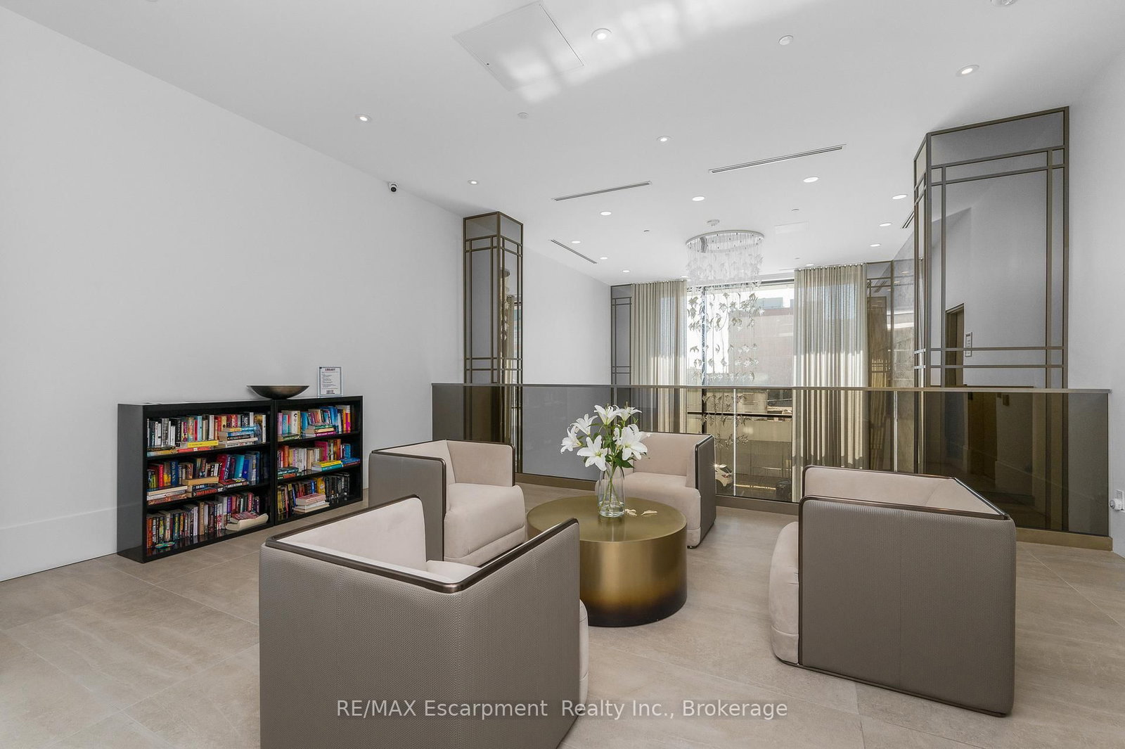 2007 James Street, Unit 704 - Photo 23