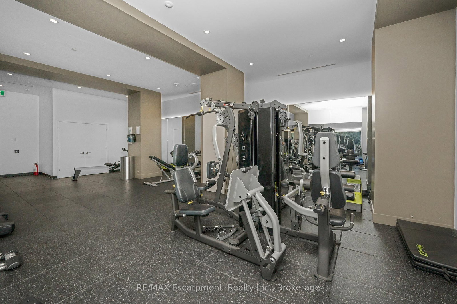 2007 James Street, Unit 704 - Photo 25