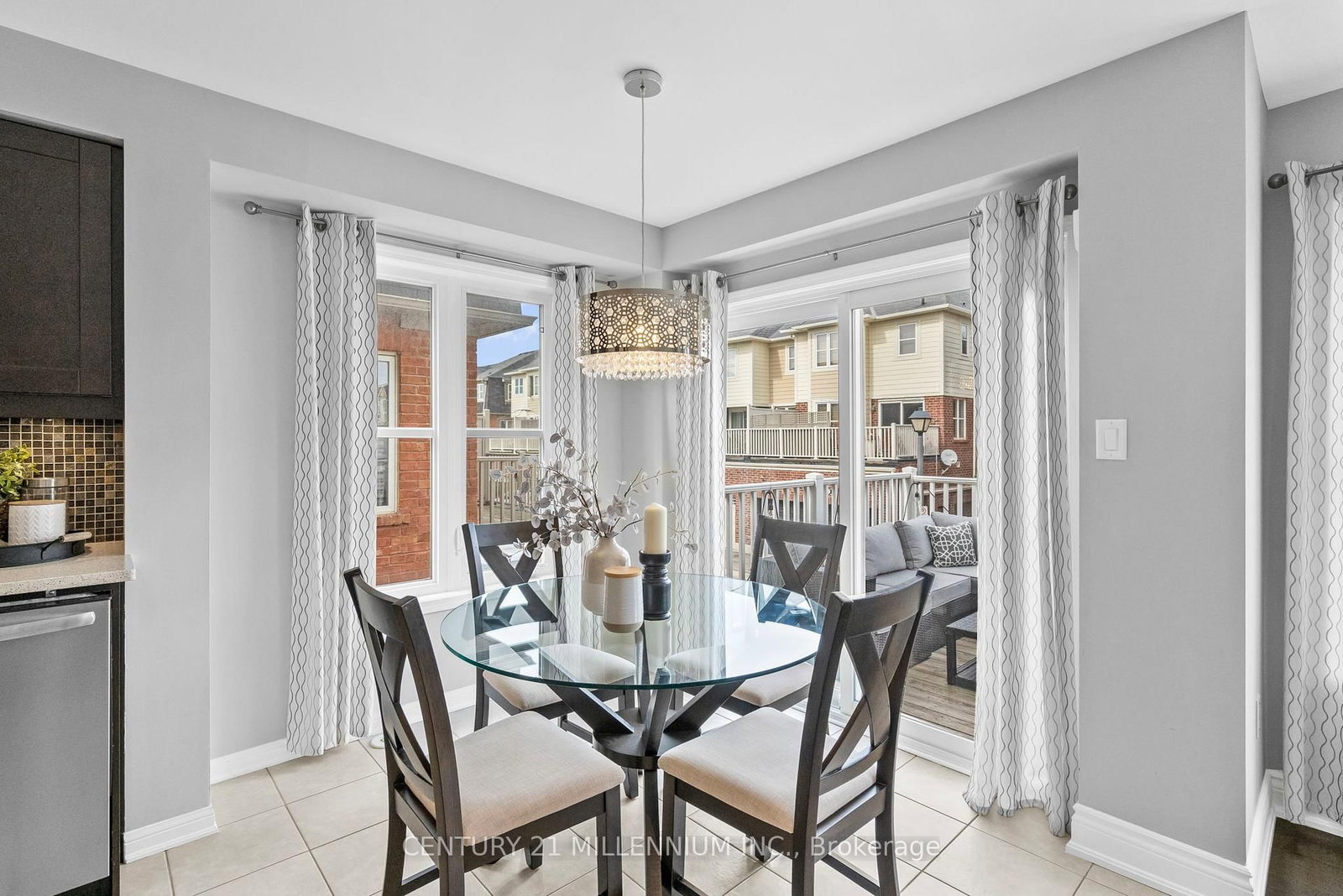 Townhouse for sale at 655 Cargill Path, Milton, Ontario, L9T 0G3 - Coates - MLS: W13003582